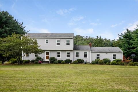 15 Bridge End Farm Ln, Newtown, CT 06482 photo 1