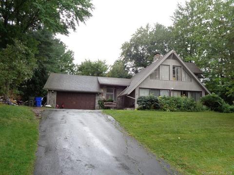 69 Stonegate Dr, Wethersfield, CT 06109 photo 1