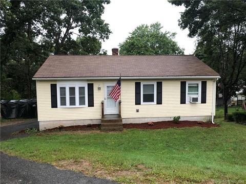 235 Maple St, Killingly, CT 06239 photo 1