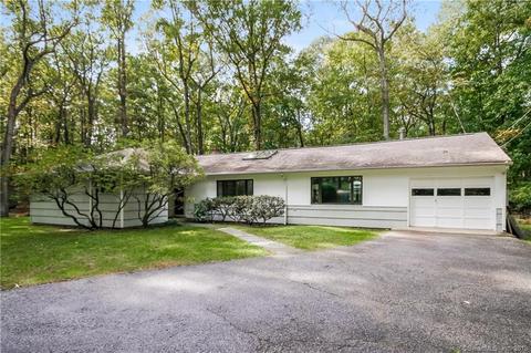 233 E Rocks Rd, Norwalk, CT 06851 photo 1