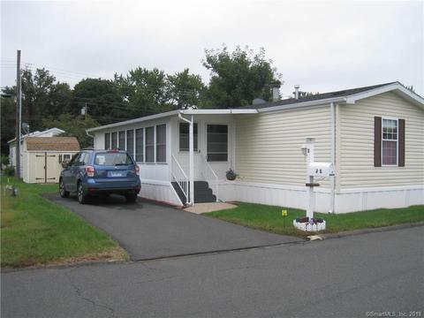 3 Apache Rd, East Hartford, CT 06118 photo 1