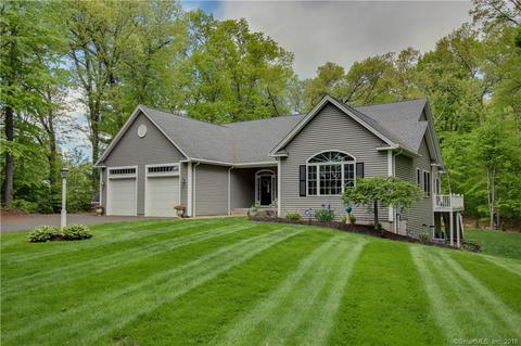 199 Spring St, Windsor Locks, CT 06096 photo 1