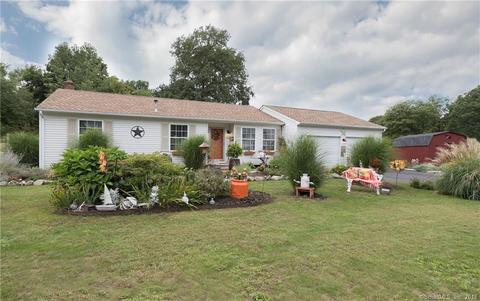 136 Colonial Rd, Plainfield, CT 06374 photo 1