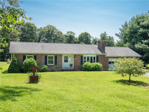 137 Brooklyn Tpke, Windham, CT 06280 photo 1