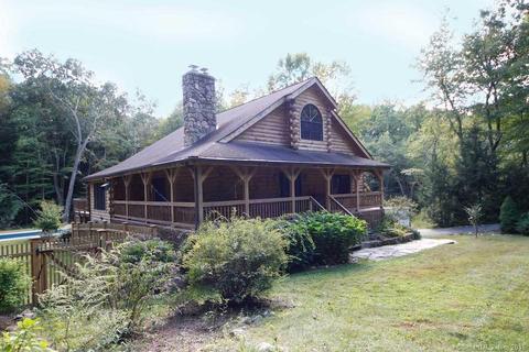 22 Werf Dr, Redding, CT 06896 photo 1