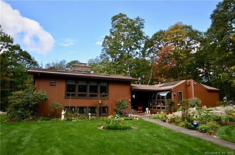 57 Rainbow Rd, Bethany, CT 06524 photo 1