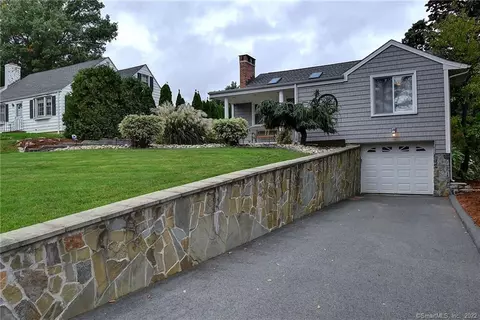 112 Belcher Rd, Wethersfield, CT 06109 photo 1
