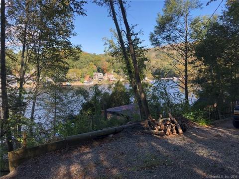 95 Lakeview Ter, Newtown, CT 06482 photo 1