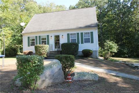 129 Spicer Hill Rd, Ledyard, CT 06339 photo 1