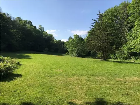 2117 Durham Rd, Madison, CT 06443 photo 1