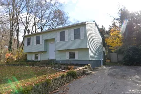 13 Beechwood Blvd, Plainfield, CT 06374 photo 1