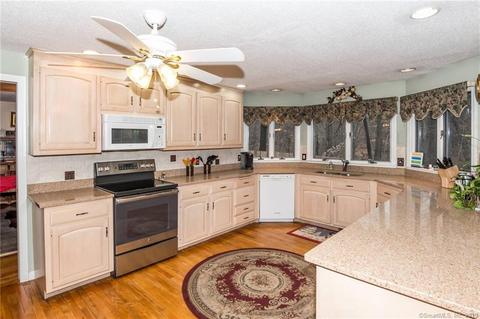 100 Patrick Dr, Berlin, CT 06037 photo 1