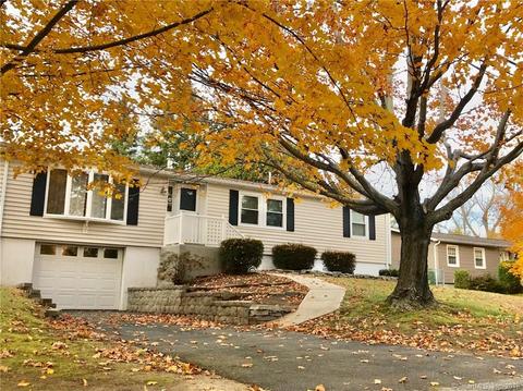16 Skyview Ter, Groton, CT 06340 photo 1