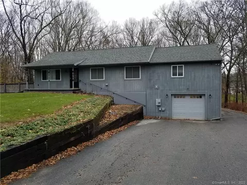 396 Plains Rd, Willimantic, CT 06226 photo 1