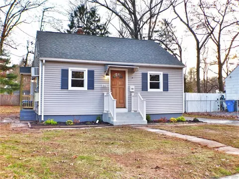 66 Devon Dr, Manchester, CT 06040 photo 1