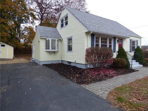 11 Colonial Ln, Wallingford, CT 06492 photo 1