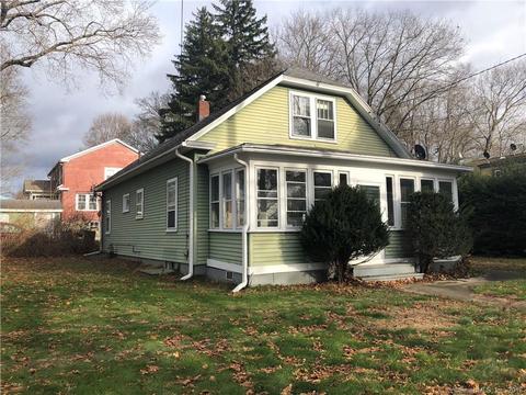 176 Maple St, Killingly, CT 06239 photo 1