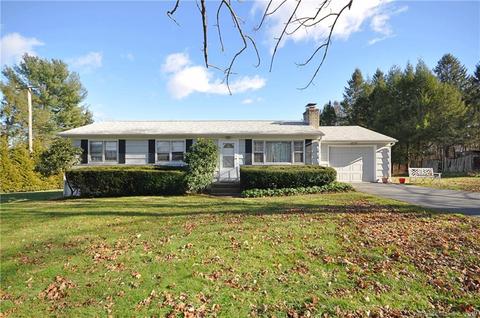 85 Toddy Hill Rd, Newtown, CT 06482 photo 1