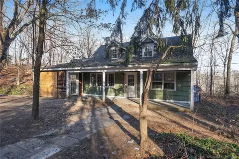 68 Simpaug Tpke, Redding, CT 06896 photo 1