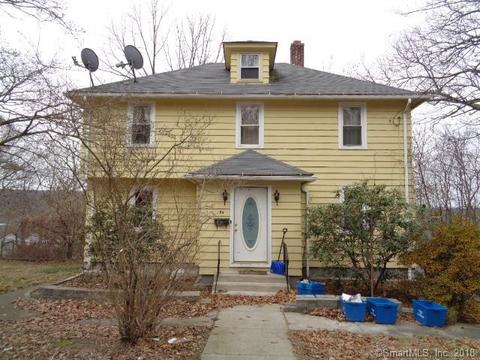 54 Wilkinson St, Putnam, CT 06260 photo 1