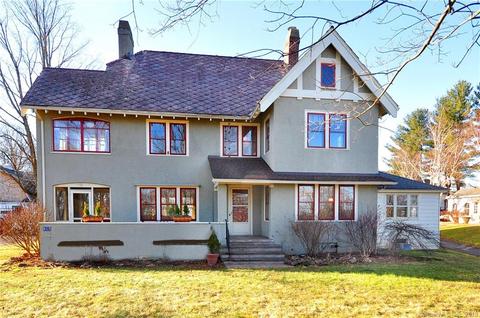 617 North St, Suffield, CT 06078 photo 1