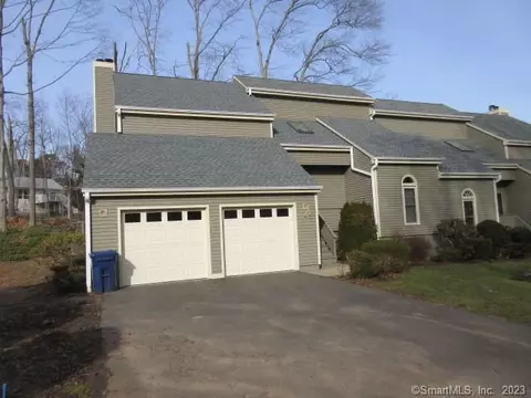 1925 Shepard Ave #7, Hamden, CT 06518 photo 1