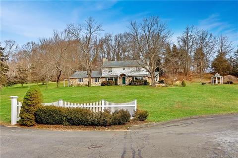1 Longwood Dr, Redding, CT 06896 photo 1
