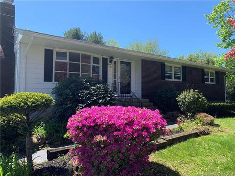 44 Johnson Ln, Madison, CT 06443 photo 1