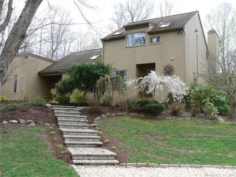 5 Sunset Hill Rd, Redding, CT 06896 photo 1