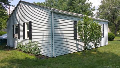 4 Lee Lane Ln, Windsor Locks, CT 06096 photo 1