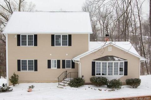 8 Deer Run Rd, Brookfield, CT 06804 photo 1