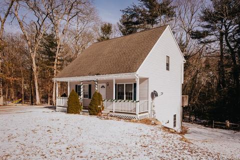 24 Tamarack Cir, Killingly, CT 06241 photo 1