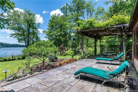 38 Christopher Rd, Ridgefield, CT 06877 photo 1