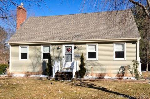 845 Lower Ln, Berlin, CT 06037 photo 1