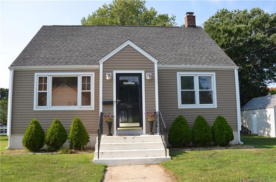  108 Arthur St, Bridgeport, CT 06605 photo 1