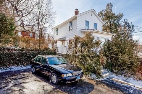 8 7th St, Derby, CT 06418 photo 1
