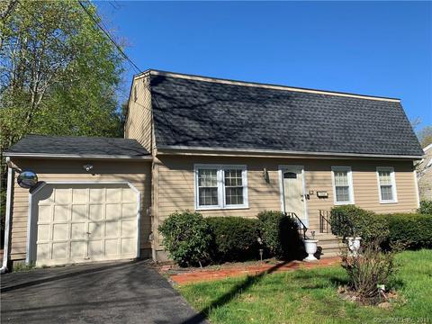 62 Academy St, Wallingford, CT 06492 photo 1