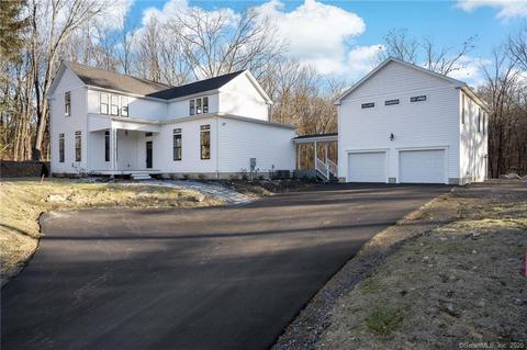 92 Pepper St, Monroe, CT 06468 photo 1