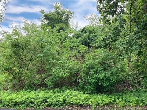 48 E Gate Rd, Danbury, CT 06811 photo 1