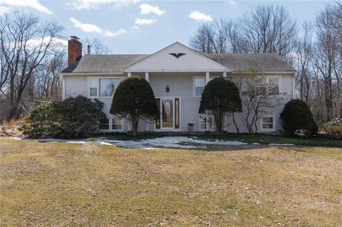 11 Pheasant Ridge Rd, Redding, CT 06896 photo 1