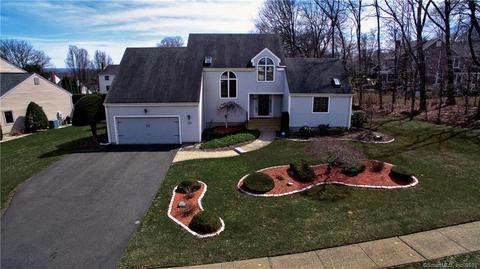 102 Straddle Hl, Wethersfield, CT 06109 photo 1