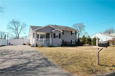 7 Carr St, Wallingford, CT 06492 photo 1
