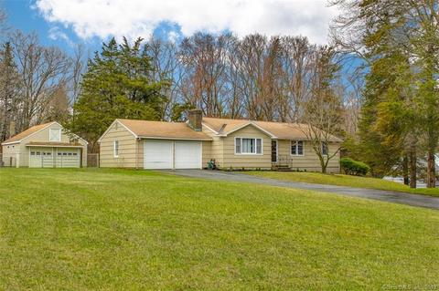 5 Skidmore Ln, Newtown, CT 06482 photo 1