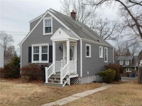 9 Devon Ave, Norwalk, CT 06850 photo 1