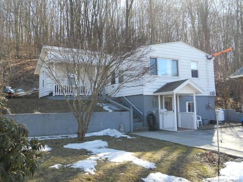 474 Pleasant St, Willimantic, CT 06226 photo 1