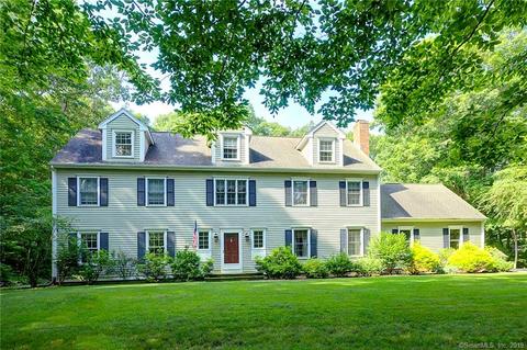 421 Bartlett Dr, Madison, CT 06443 photo 1
