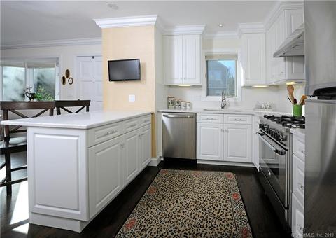3 River Ave #2A, Greenwich, CT 06830 photo 1