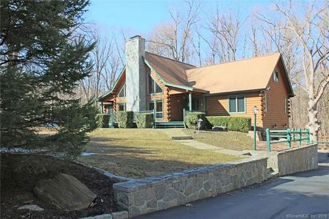 2 Mallory Ln, Redding, CT 06896 photo 1