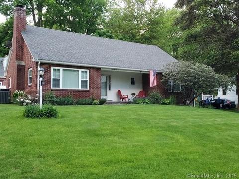 77 Spring St, Torrington, CT 06790 photo 1