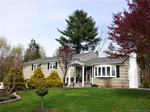 15 Dean Rd, Brookfield, CT 06804 photo 1